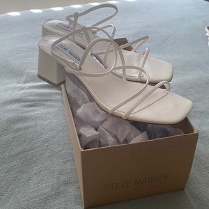 White heeled sandal